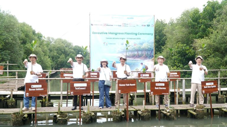 TechConnect Perkuat Budaya Keberlanjutan Melalui Program 'Executive Movement Mangrove Plan 2026'