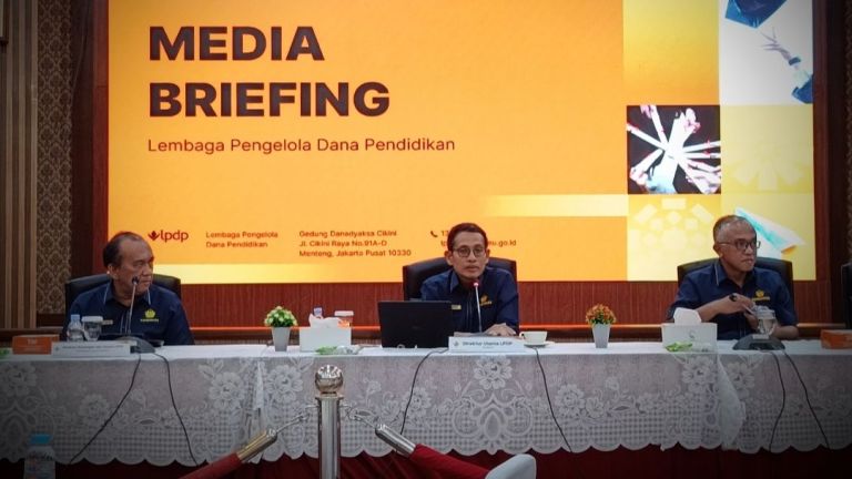 Dirut LPDP Ungkap 44 Penerima Beasiswa Belum Kembali ke Indonesia, 8 Orang Disanksi