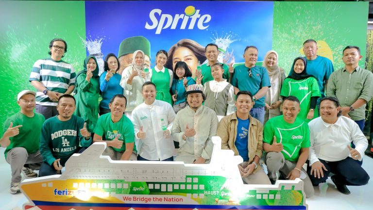 Sprite Berangkatkan 300 Pemilik Warung Mudik Gratis, Hadirkan Lebaran 'Seger Bener'