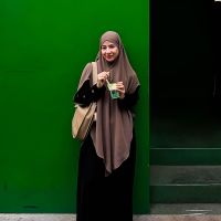 5 Selebriti Indonesia yang Memiliki Brand Hijab