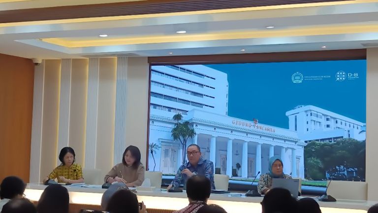 Didesak Keluar BoP, Kemlu Pastikan Indonesia Fokus pada Stabilisasi dan Rekonstruksi di Palestina