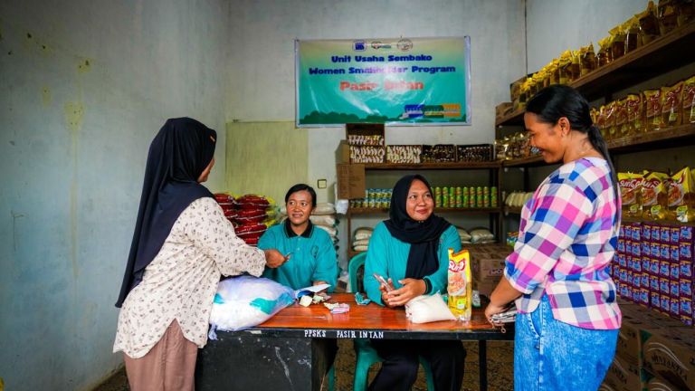 Peringatan Hari Perempuan Nasional, Musim Mas Perkuat Program Pemberdayaan Perempuan