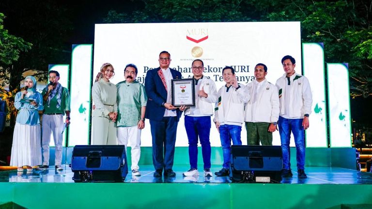 Sasa Santan Sajikan 1.447 Porsi Opor dalam Program OPORasi