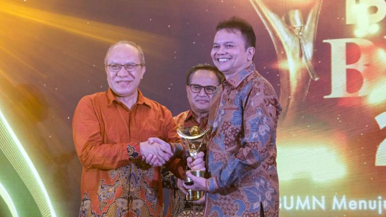 Transformasi Digital Berbuah Pengakuan, PERURI Sabet Penghargaan di Ajang BUMN Award 2026