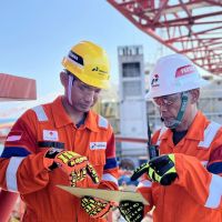 Jaga Energi Negeri dari Laut Jawa, Kru Rig Pertamina Drilling Tetap Bertugas Saat Lebaran