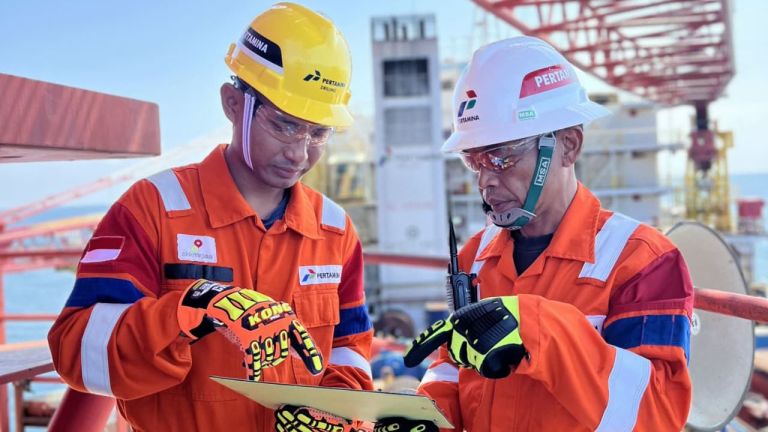 Jaga Energi Negeri dari Laut Jawa, Kru Rig Pertamina Drilling Tetap Bertugas Saat Lebaran