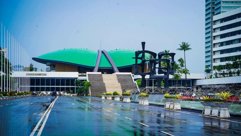 Mengukur Dampak Pemotongan Gaji Pejabat dan DPR Terhadap Defisit Anggaran Negara