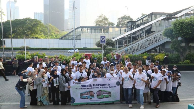 Sepanjang Ramadan 1447 H, Askrindo Syariah Tebar Kebaikan Lewat Distribusi Sembako, Kado Lebaran, Hingga Mudik Gratis