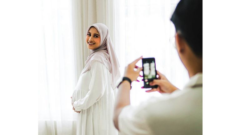 10 Bahan Skincare Sehari-hari Ini Ternyata Bahaya untuk Bumil