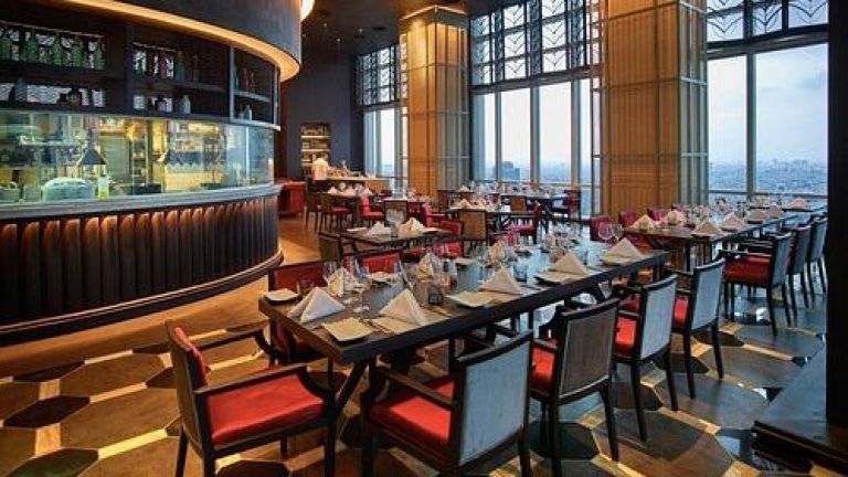 Tak Hanya Terkenal, Ini 7 Restoran Sukses Milik Artis Indonesia