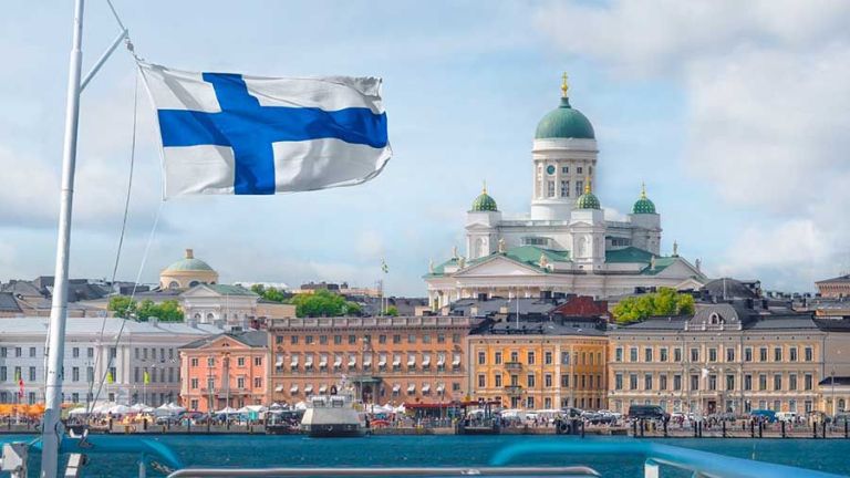 Inilah 9 Negara dengan Tingkat Kebahagiaan Tertinggi di 2026