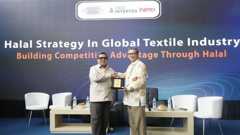 Dukung BPJPH, Industri Tekstil Tancap Gas Penuhi Sertifikasi Halal 2026