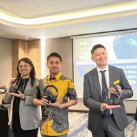 Inovasi Jabra Evolve3 dan PanaCast: Solusi Komunikasi Profesional Hibrida dengan Dukungan AI