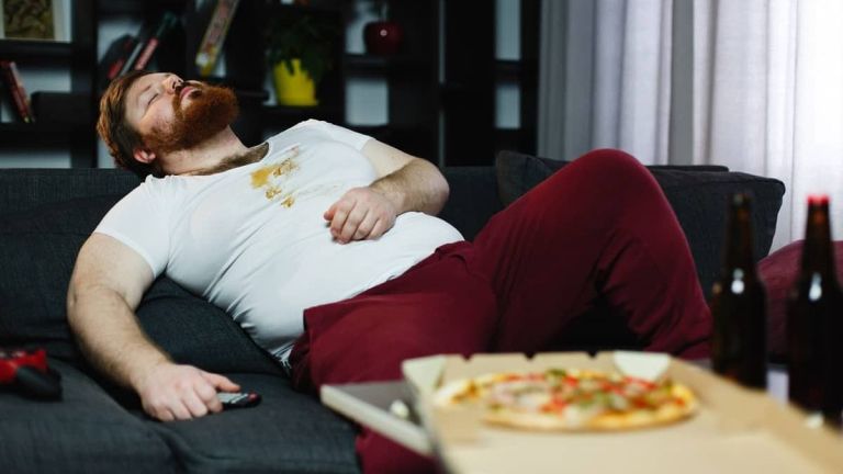 Kenapa Mengantuk Usai Makan Siang?