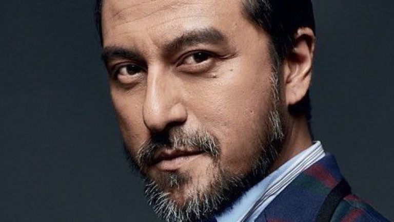 Berkenalan dengan Bront Palarae, Aktor Asal Malaysia yang juga Berkarier di Tanah Air