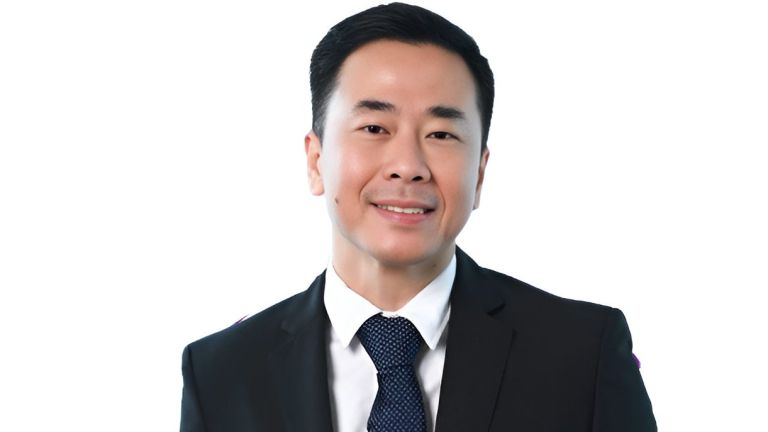 Profil Weitarsa Hendarto, Direktur PT Combiphar