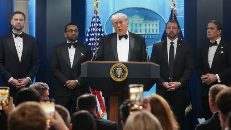 Trump Tak Gentar Usai Insiden Penembakan, Tegaskan Tetap Jalankan Tugas