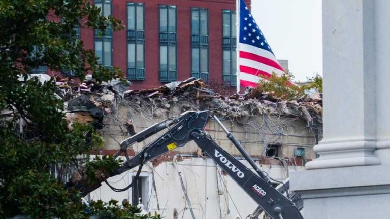 Trump Dorong Pembangunan Ballroom Gedung Putih Usai Insiden Keamanan