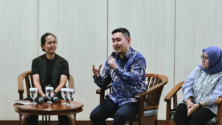 Dokter Ray Wagiu Basrowi Tegaskan Bahasa adalah Biomarker Psikologis