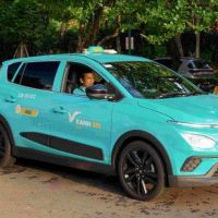 Mengenal Eksistensi Green Line SM, Siapa Pemilik Taksi Hijau Ini?