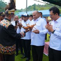 Libatkan Ondoafi dan Masyarakat, Gubernur Fakhiri Dorong Depapre Jadi Pusat Perikanan