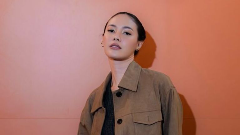 Berkenalan dengan Della Dartyan dan Jejak Kariernya dari Kontes Kecantikan hingga Dunia Film