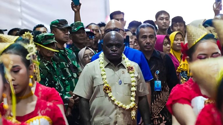 Amien Serang Prabowo dan Mayor Teddy, Menteri Pigai: Ini Bukan Kebebasan Berpendapat, Ini Pelanggaran HAM