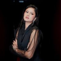 Dari Ajang Gadis Sampul ke Dunia Film, Intip Perjalanan Karier Hana Saraswati