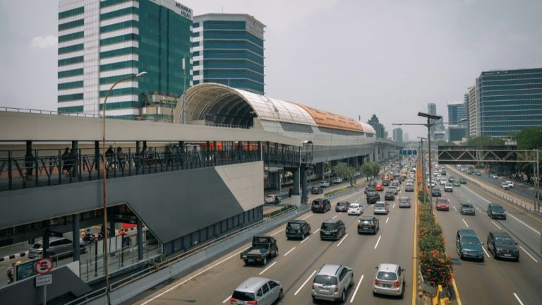 Rencana Jalur Baru LRT Jakarta hingga PIK 2 dan Bandara Dikaji