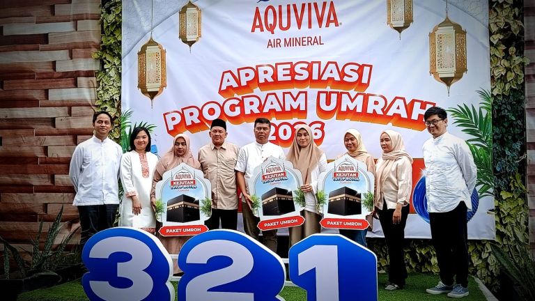 AQUVIVA Berangkatkan 3 Marbot dan 6 Pemenang Kejutan Tutup Botol Ramadan Umrah ke Tanah Suci