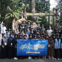 LPM Dompet Dhuafa dan Anayatrans Hibur Anak Yatim dengan Rekreasi Edukatif di Taman Safari Bogor