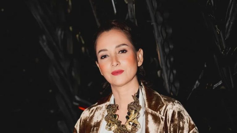 Profil Karina Suwandi, Intip Perjalanan Karier Sang Aktris Senior
