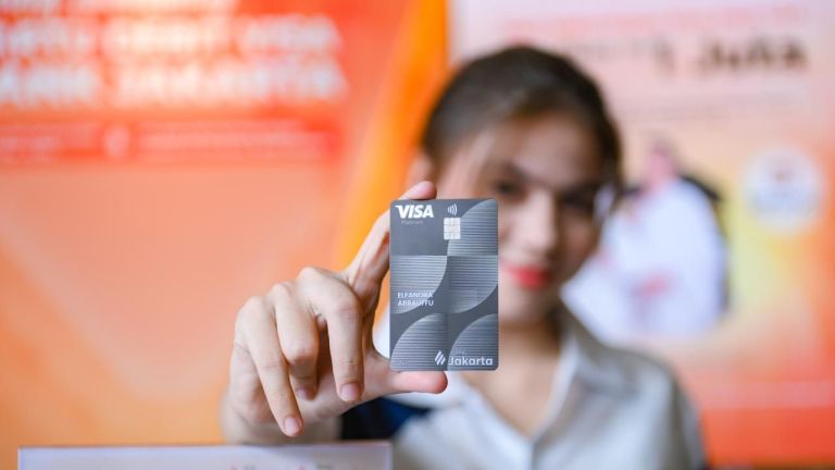 Bank Jakarta Raih Penghargaan Digital Brand