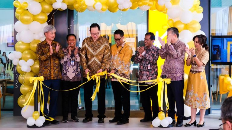 KB Bank Resmikan Kantor Cabang Semarang