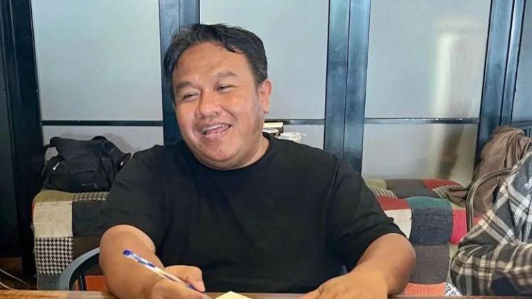 Siapa Dandhy Laksono Sosok di Balik Film Pesta Babi?