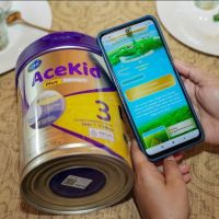 Tak Cukup Lihat Klaim di Kemasan, Orang Tua Perlu Tahu Perjalanan Susu Formula Anak