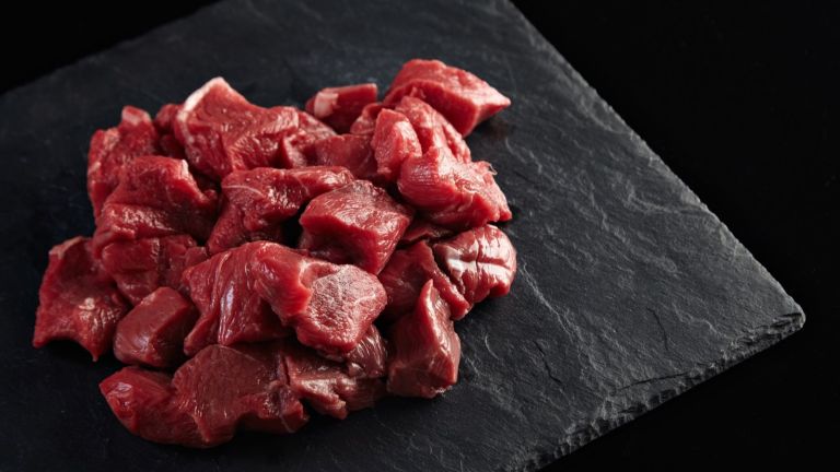 5 Bahaya Terlalu Banyak Konsumsi Daging Kambing, Waspada!