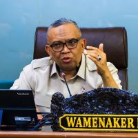 Wamenaker Mediasi Indomaret dengan Serikat Pekerja, Sepakati 5 Hal Berikut