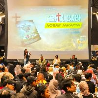Kenapa Film Pesta Babi Harus Dilarang?
