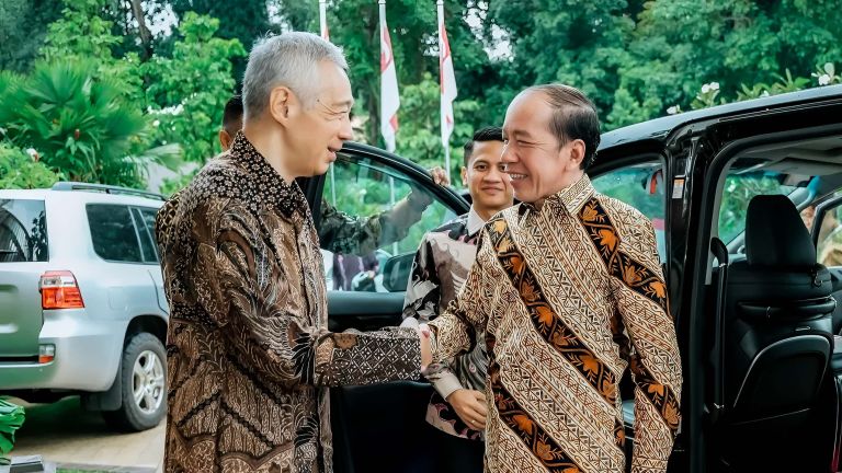 Ini Reaksi Jokowi saat Dengar Ada Gugatan Capres Sedarah ke MK