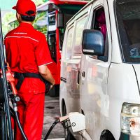 DPR Bongkar Penyebab Antrean BBM, Ternyata Ini Penyebabnya...
