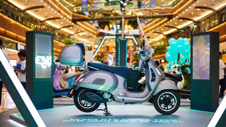 Vespa Luncurkan GTS Super Tech 250 di Indonesia