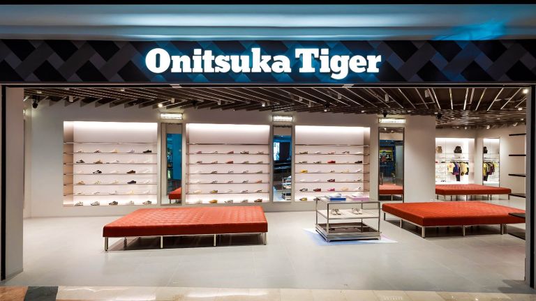 Onitsuka Tiger Kembali Buka Store di Plaza Senayan