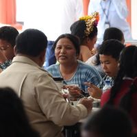 Duduk Bersama, Prabowo Santap MBG di Sekolah Rakyat Bali