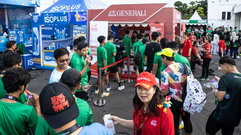 Gaungkan Gaya Hidup Sehat dan Berkelanjutan, Generali Indonesia Ramaikan Suroboyo 10K