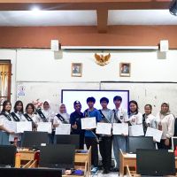 Program Beasiswa PT JIEP Antar 100 Persen Peserta Lolos ke Perguruan Tinggi Negeri