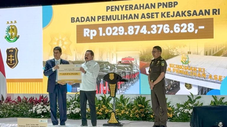 Menkeu Purbaya Terima Rp1,029 Triliun Uang Hasil Lelang Aset Sitaan dari Kejagung