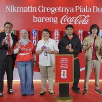 Dari Commuter Line hingga Nobar, Coca-Cola Indonesia Hidupkan Semangat FIFA World Cup 2026
