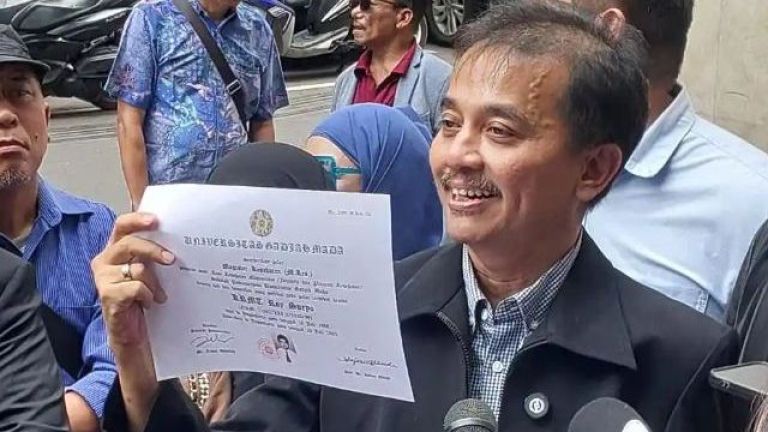 Kasus Ijazah Jokowi, Roy Suryo dan Dokter Tifa Ditangkap Polisi
