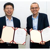 Schneider Electric Gandeng Hon Hai Technology Group (Foxconn) Percepat Pengembangan Data Center AI Generasi Berikutnya